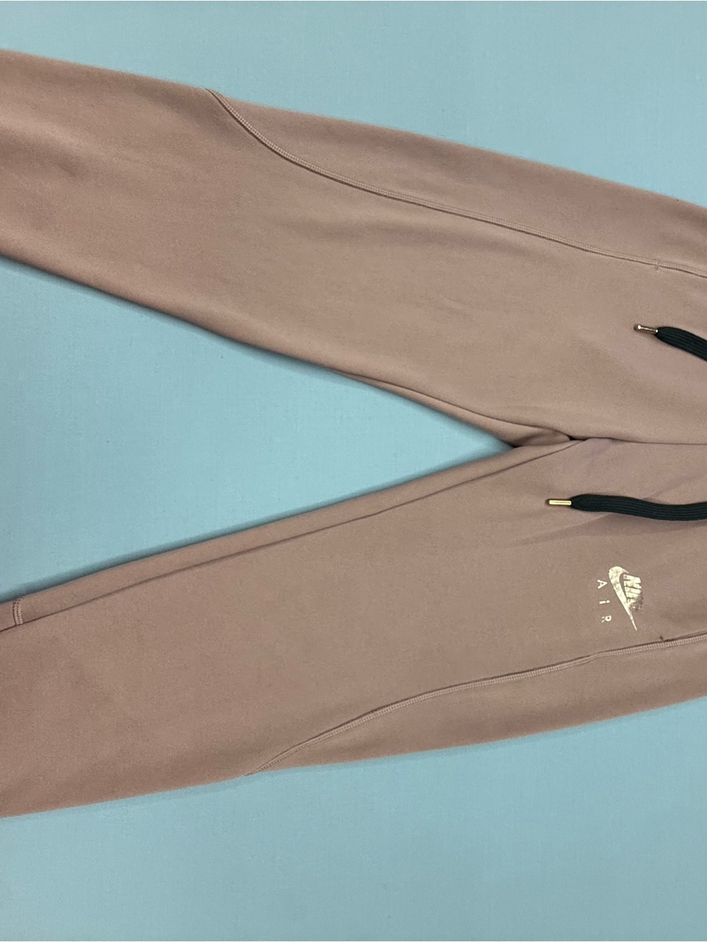 Nike Dusty Rose Sweatpants with Black Logo Tag